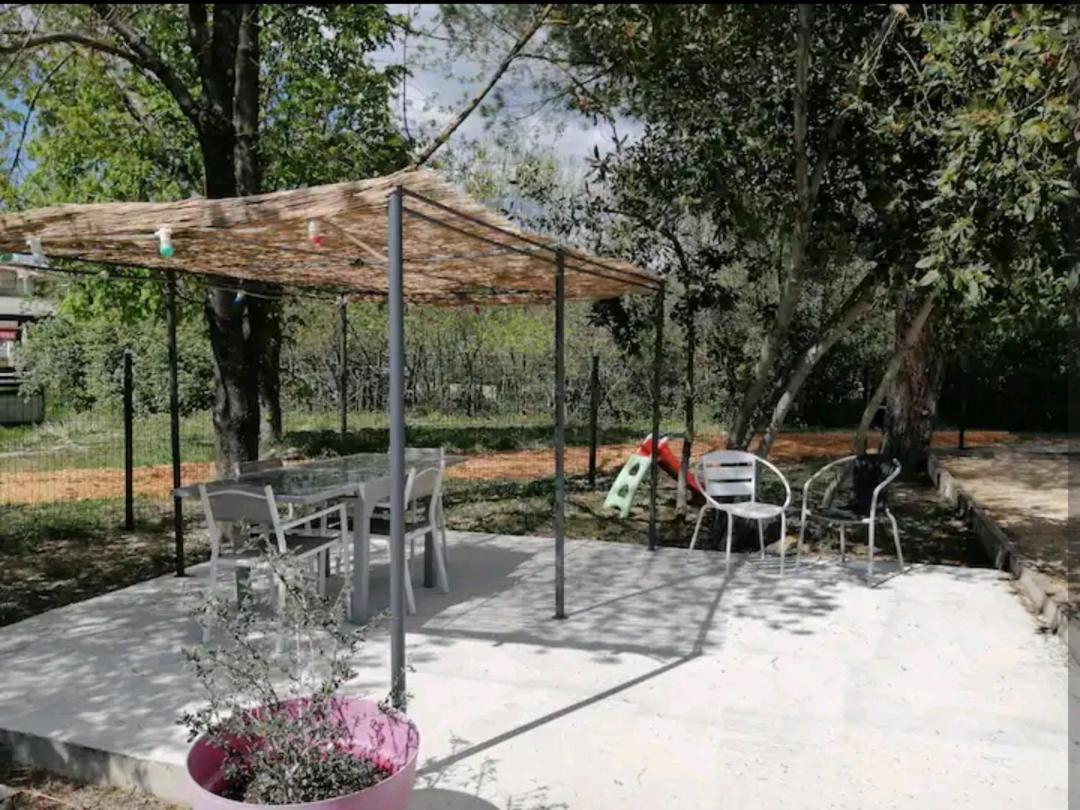 Maison Au Pied Des Cevennes Rousson  Esterno foto